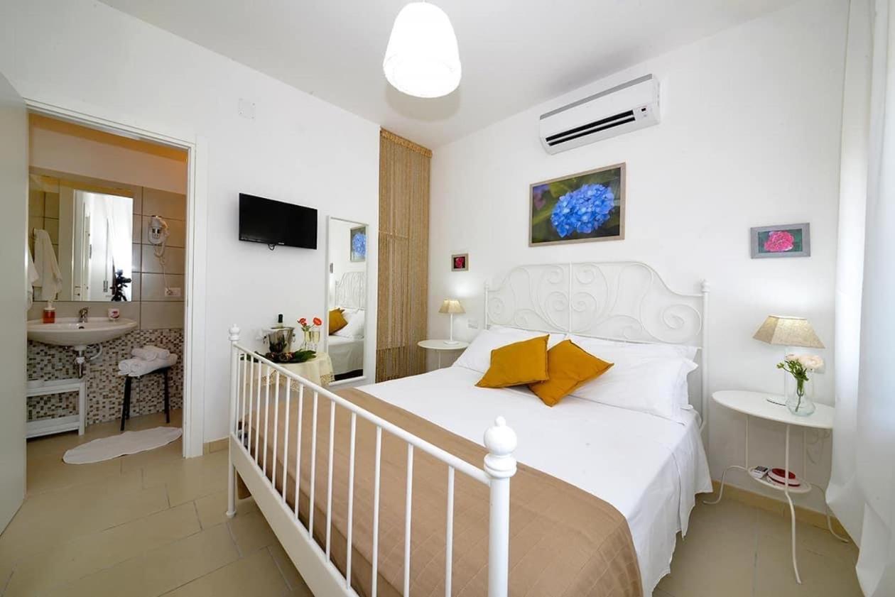 B&B Villa Pacifica Peschici Bagian luar foto